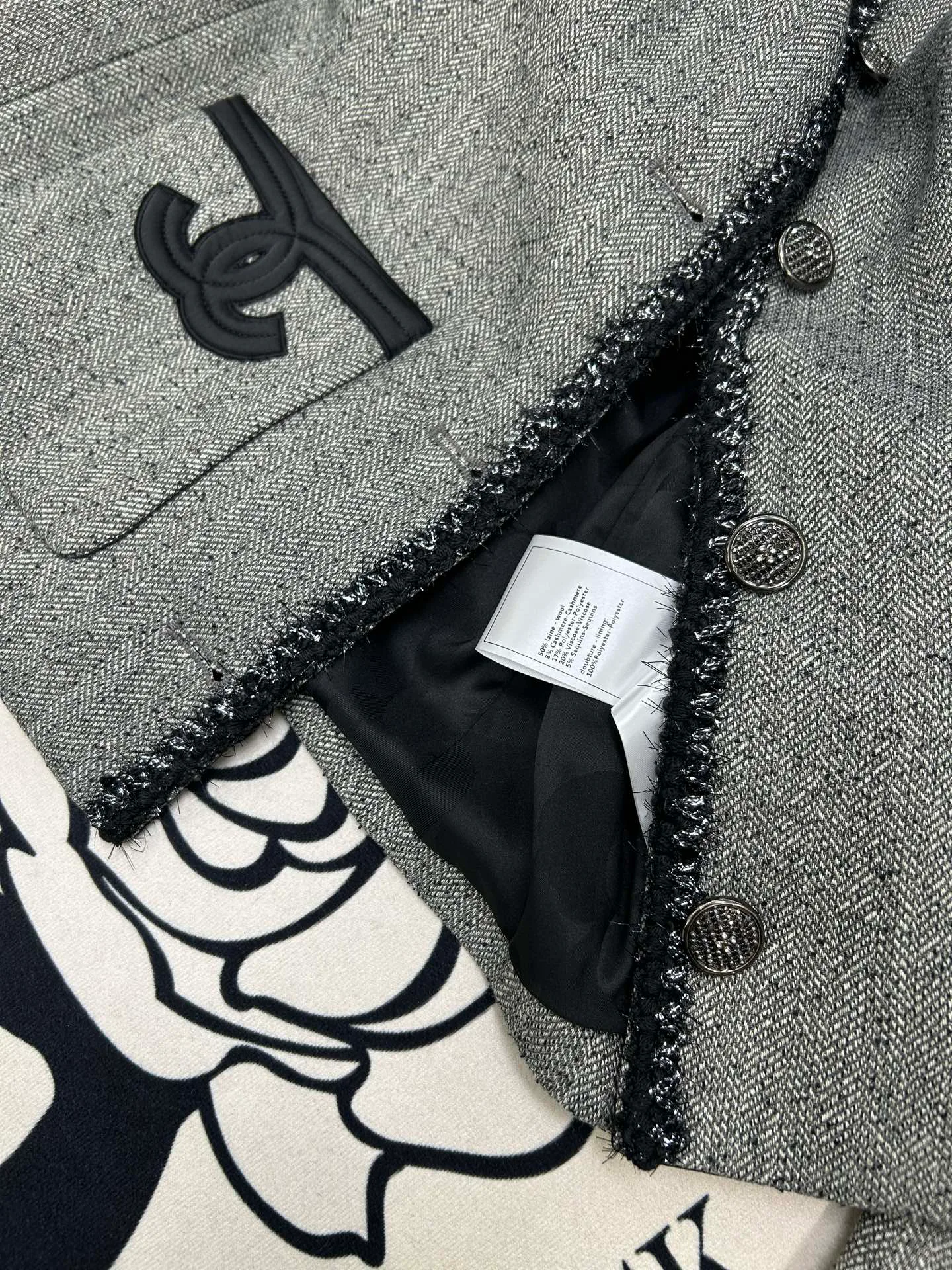 Жакеты Женские Chanel 18826054