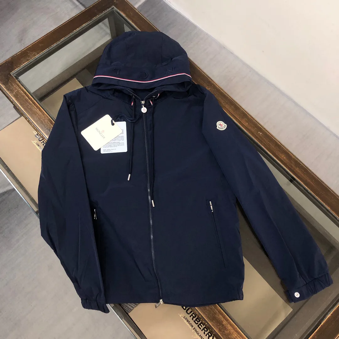 Куртки И Пуховики Женские Moncler 9620333