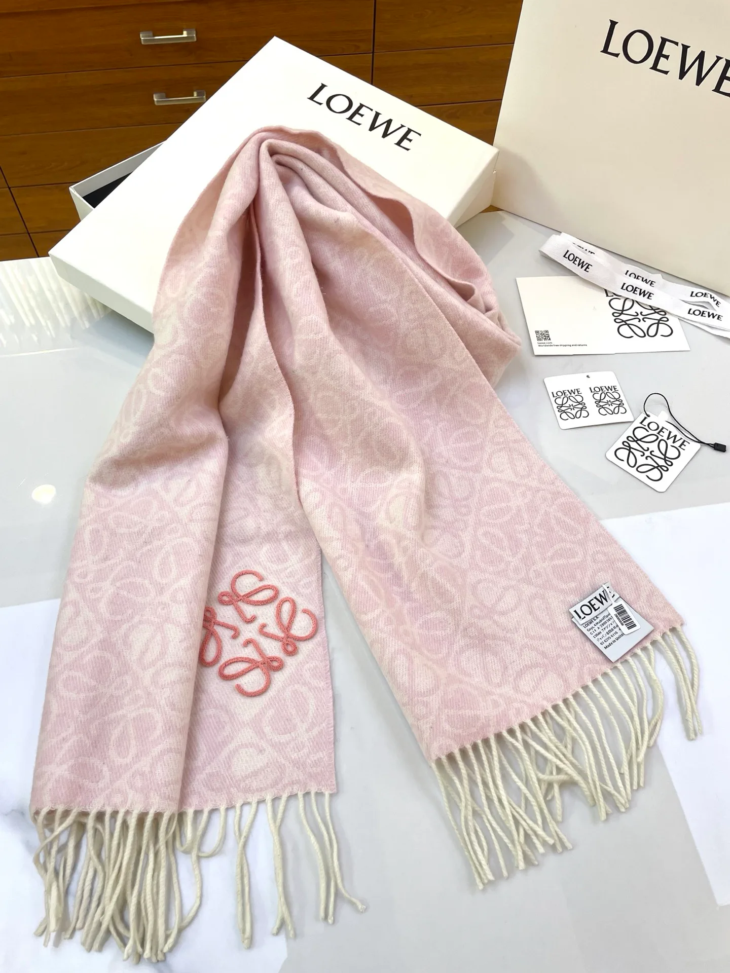 Шарфы Loewe 210205
