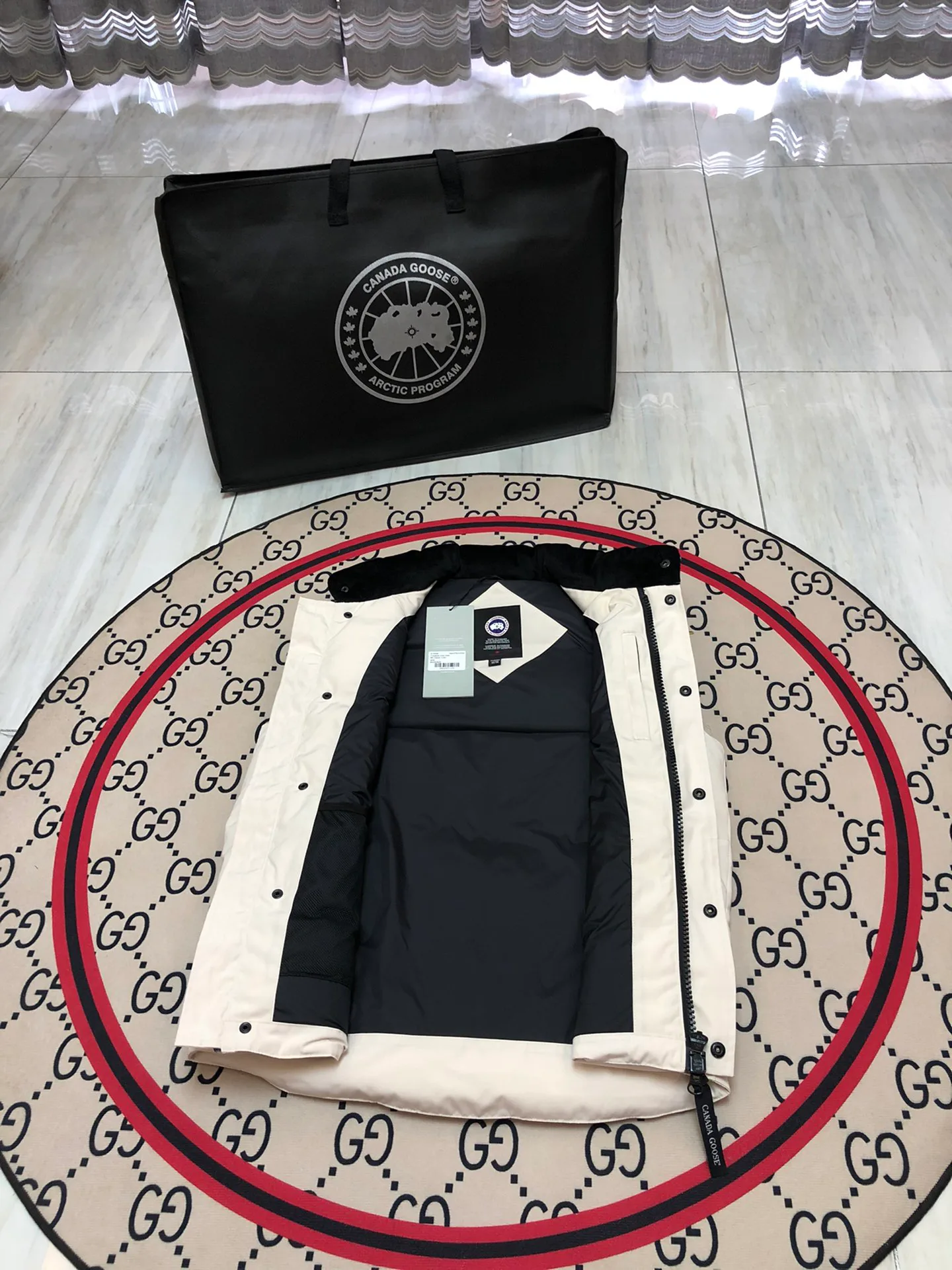 Жилеты Женские Canada Goose 1294365