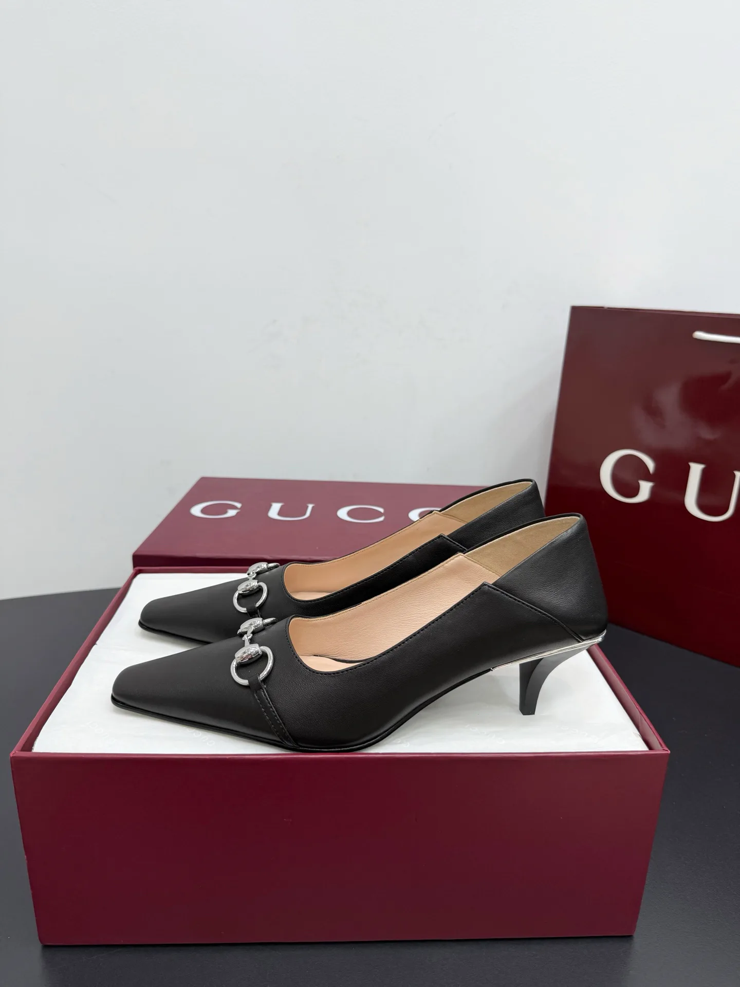 Туфли Женские Gucci 882790