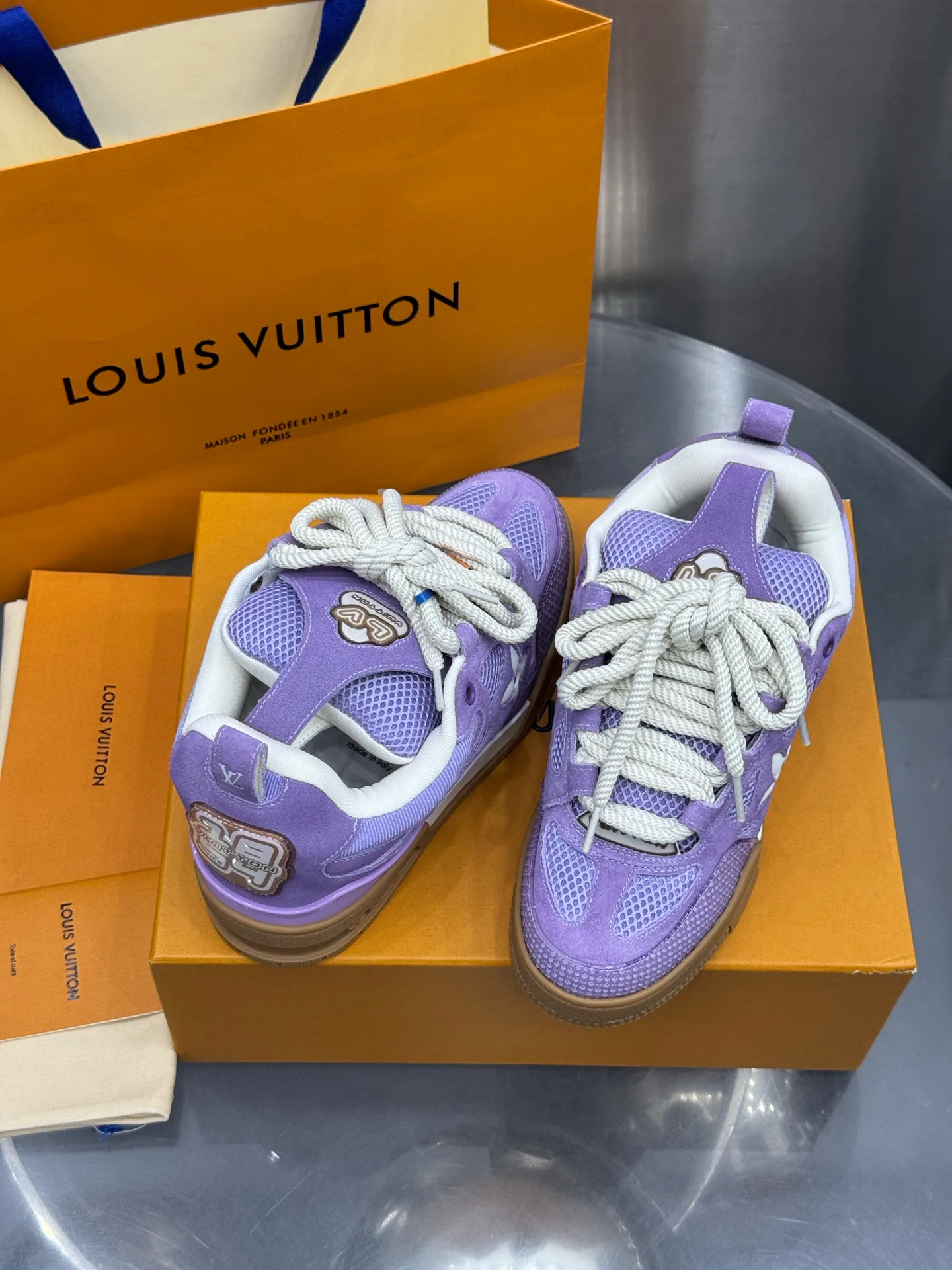 Кроссовки Мужские Louis Vuitton 19073414