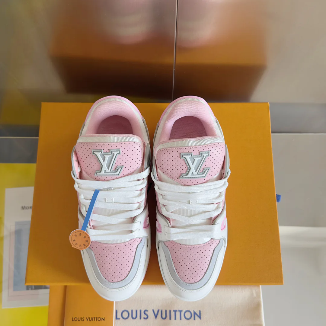 Кроссовки Женские Louis Vuitton 55011