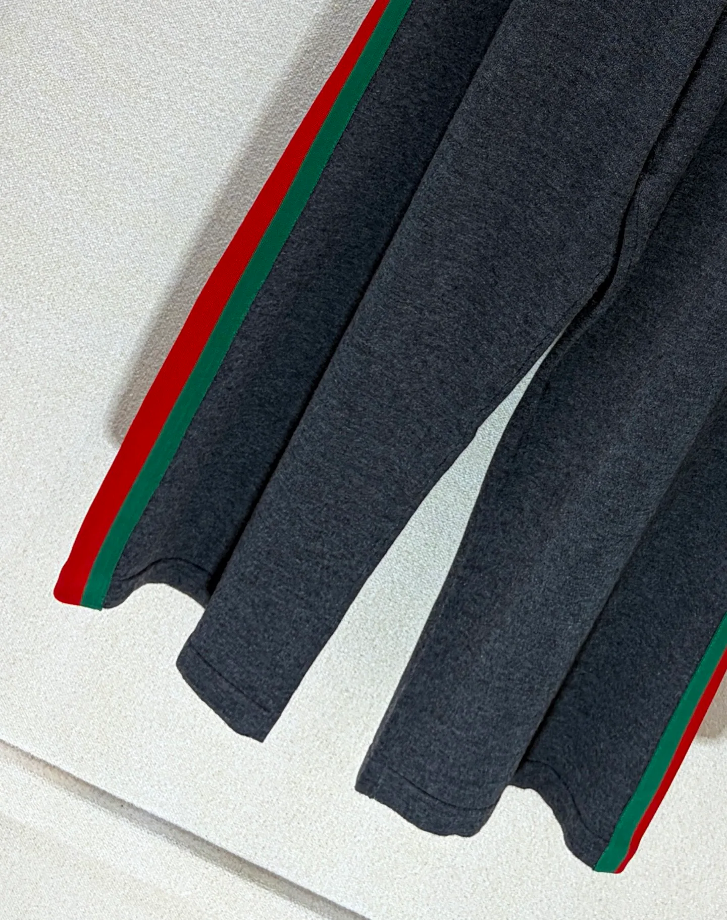 Брюки Женские Gucci 19222823