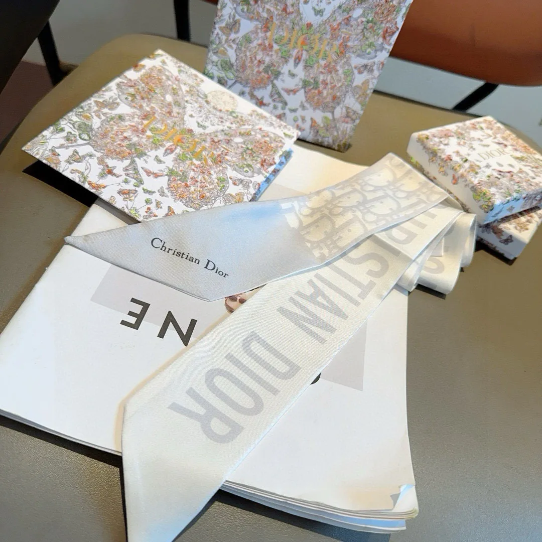 Шарфы Christian Dior 153900