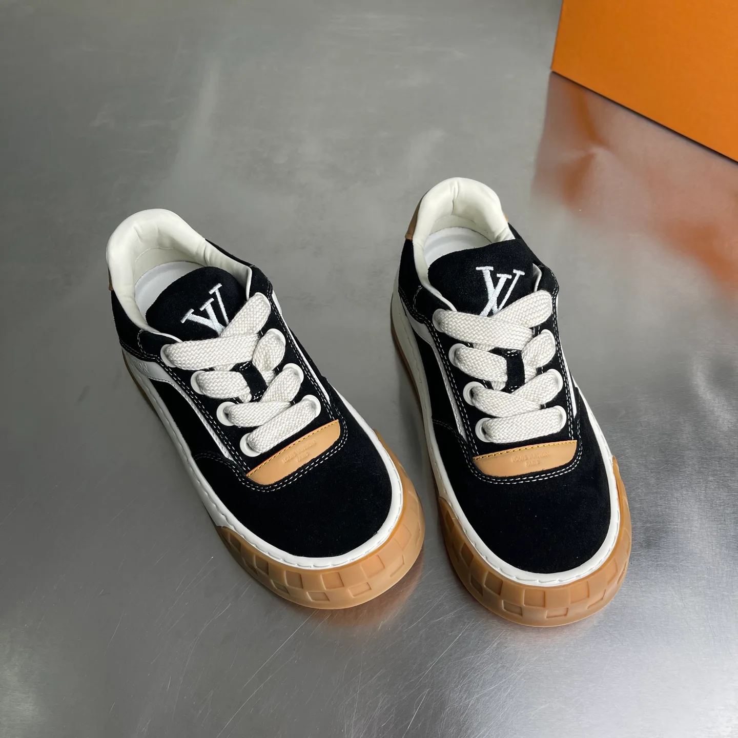 Кеды Мужские Louis Vuitton 12634401