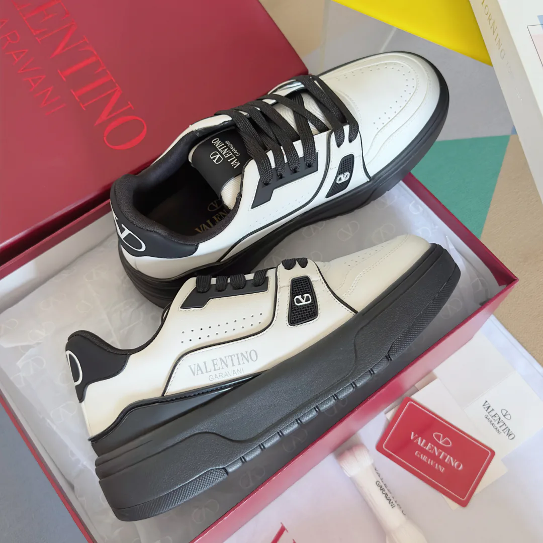 Кроссовки Женские Valentino 162648