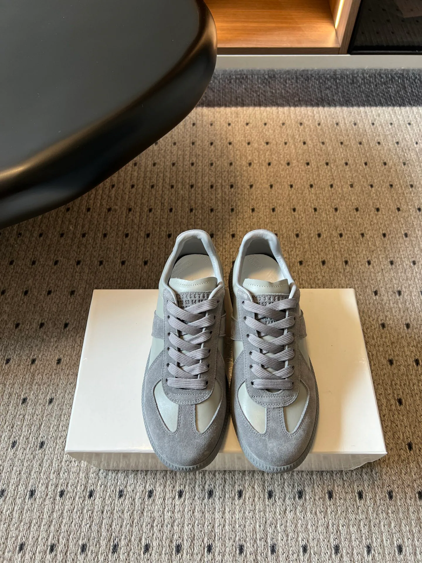 Кроссовки Женские Maison Margiela 17419550