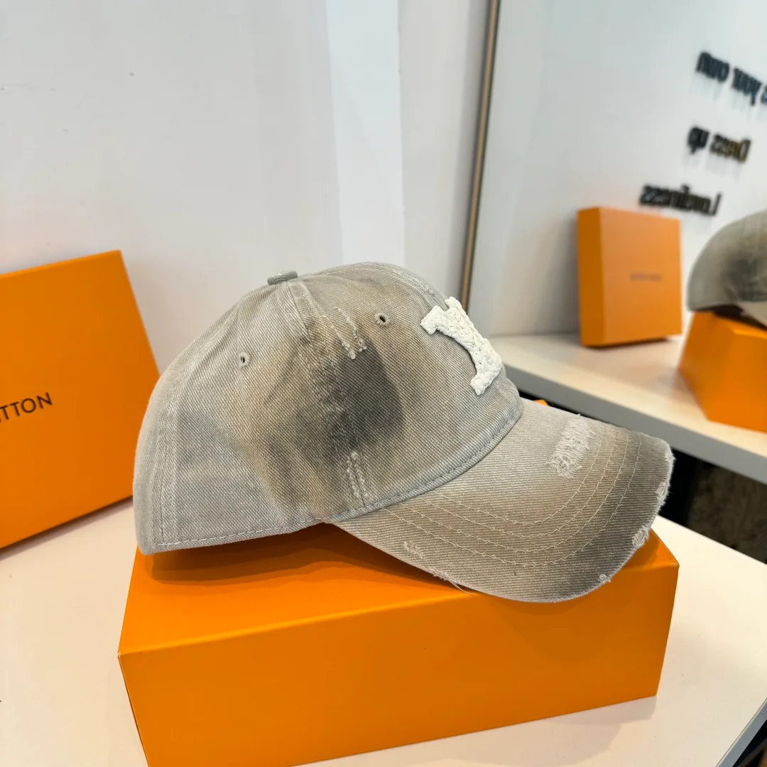 Головные Уборы Louis Vuitton 12662019