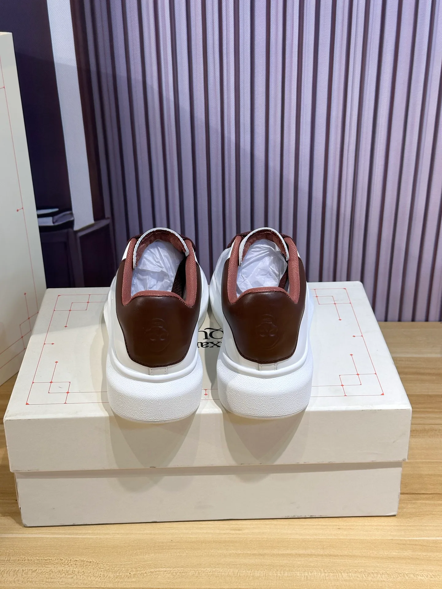 Кроссовки Женские Alexander Mcqueen 3470437