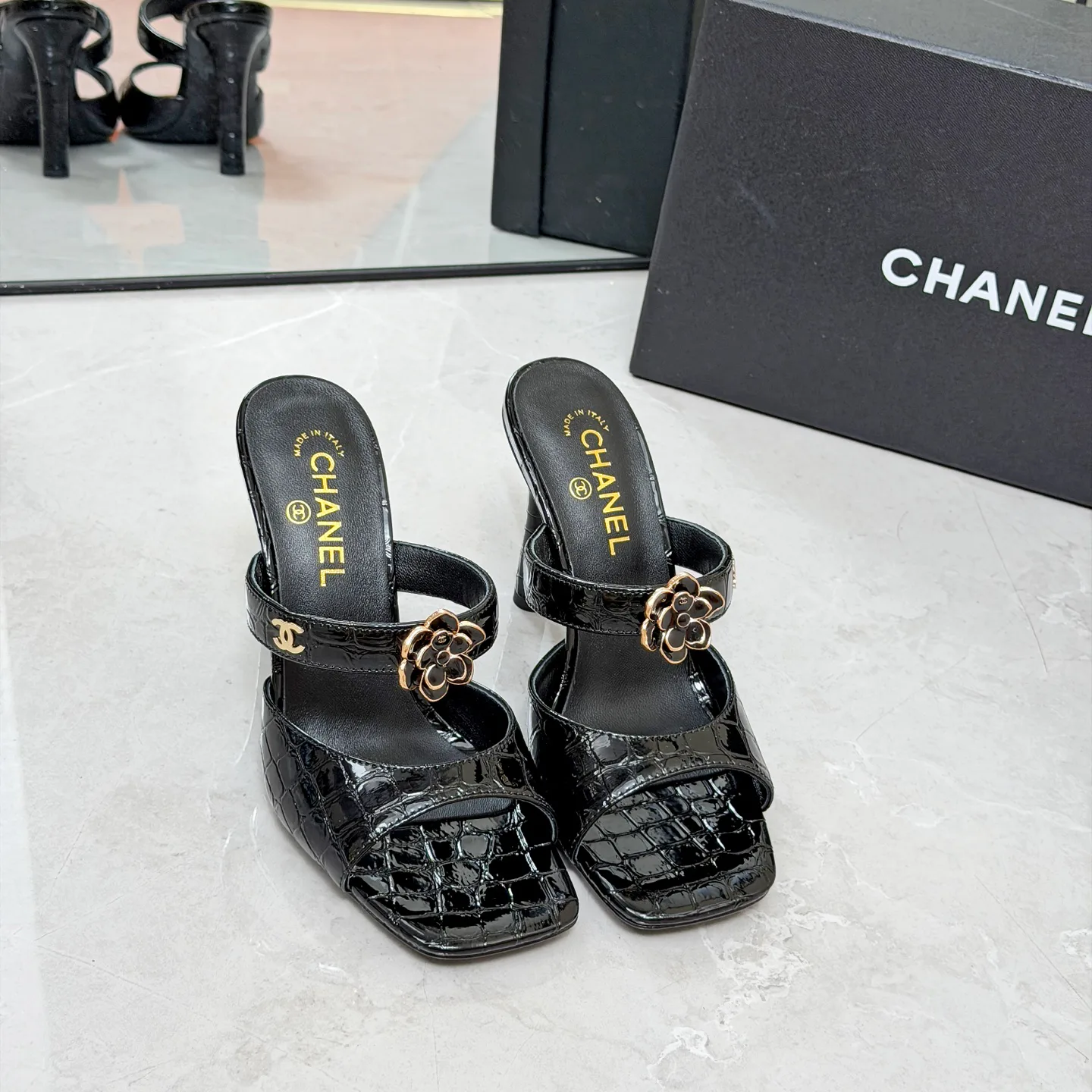 Босоножки Женские Chanel 17335033