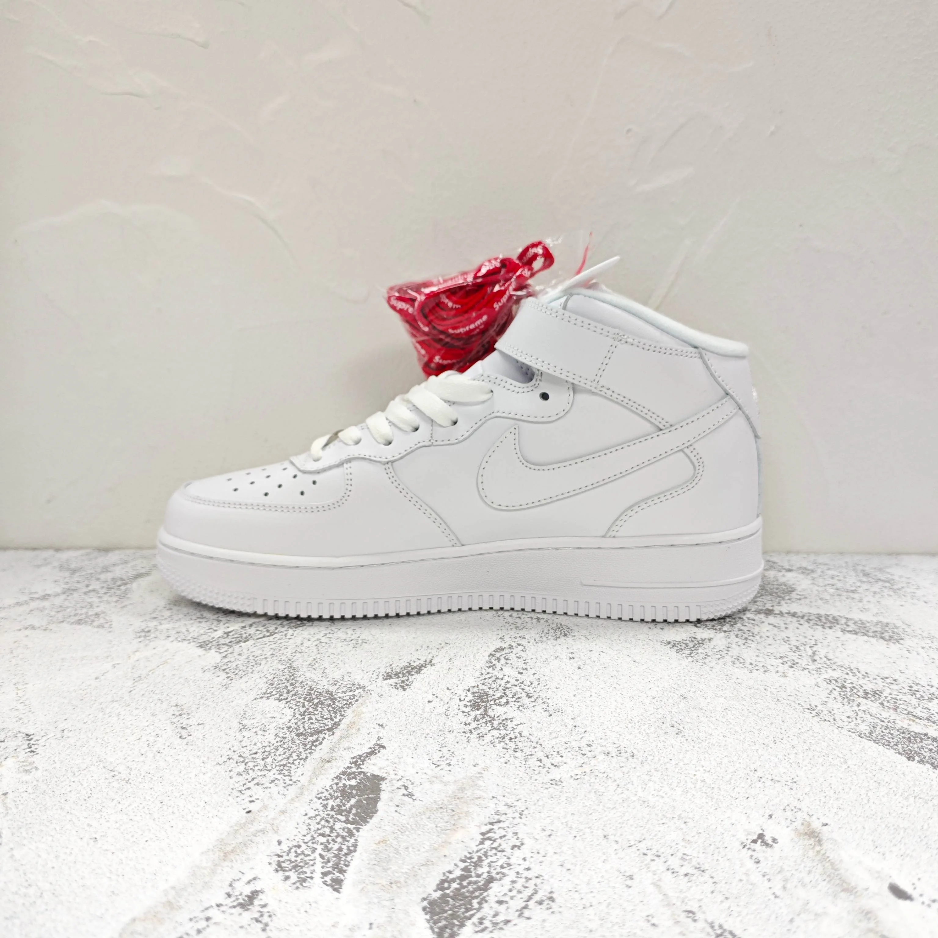 Кроссовки Женские Supreme 6671467
