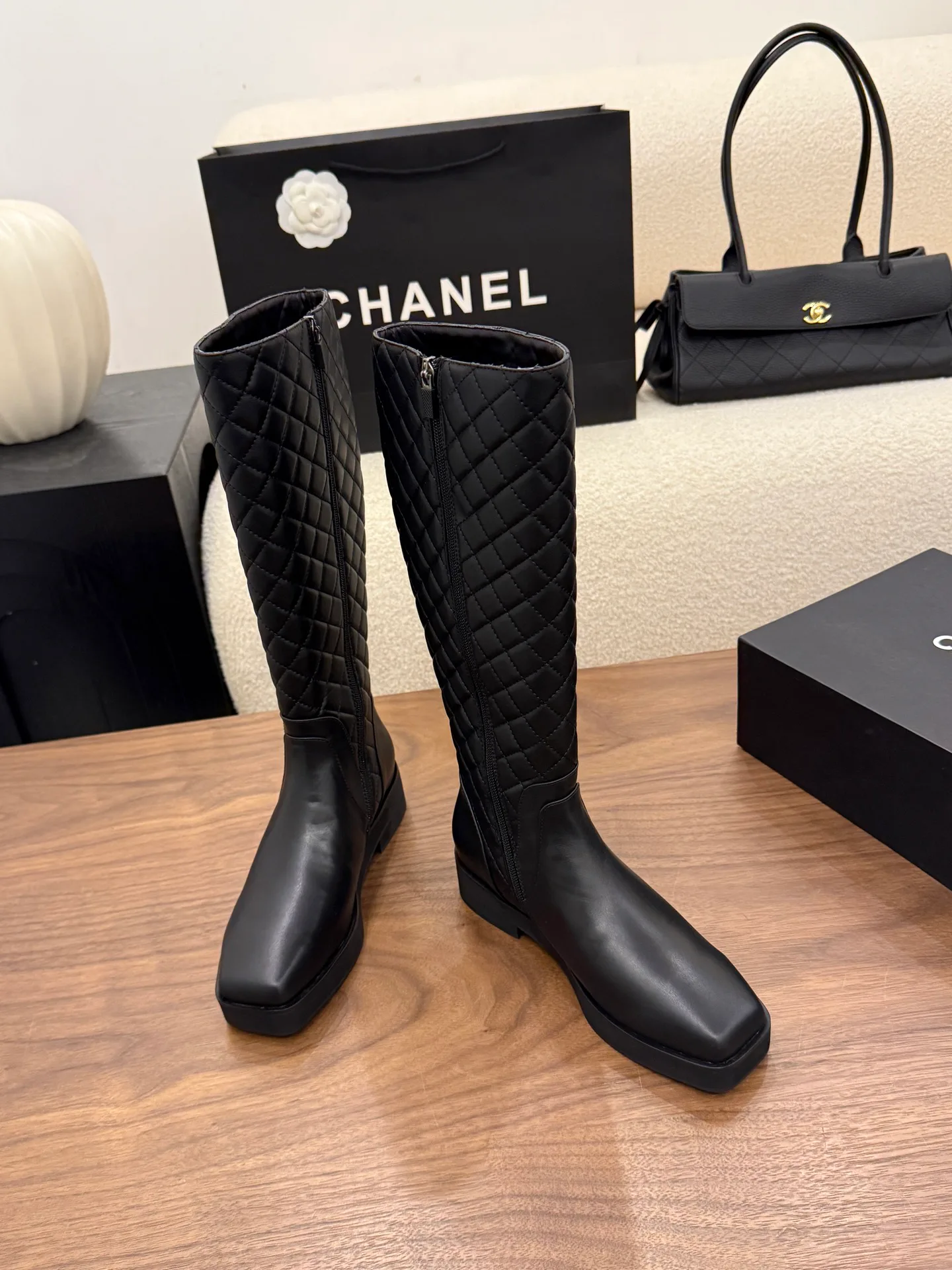 Сапоги Женские Chanel 18092655