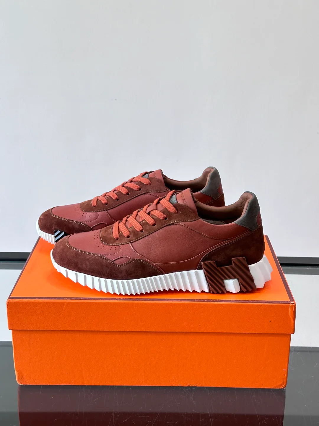 Кроссовки Женские Hermes 17439937