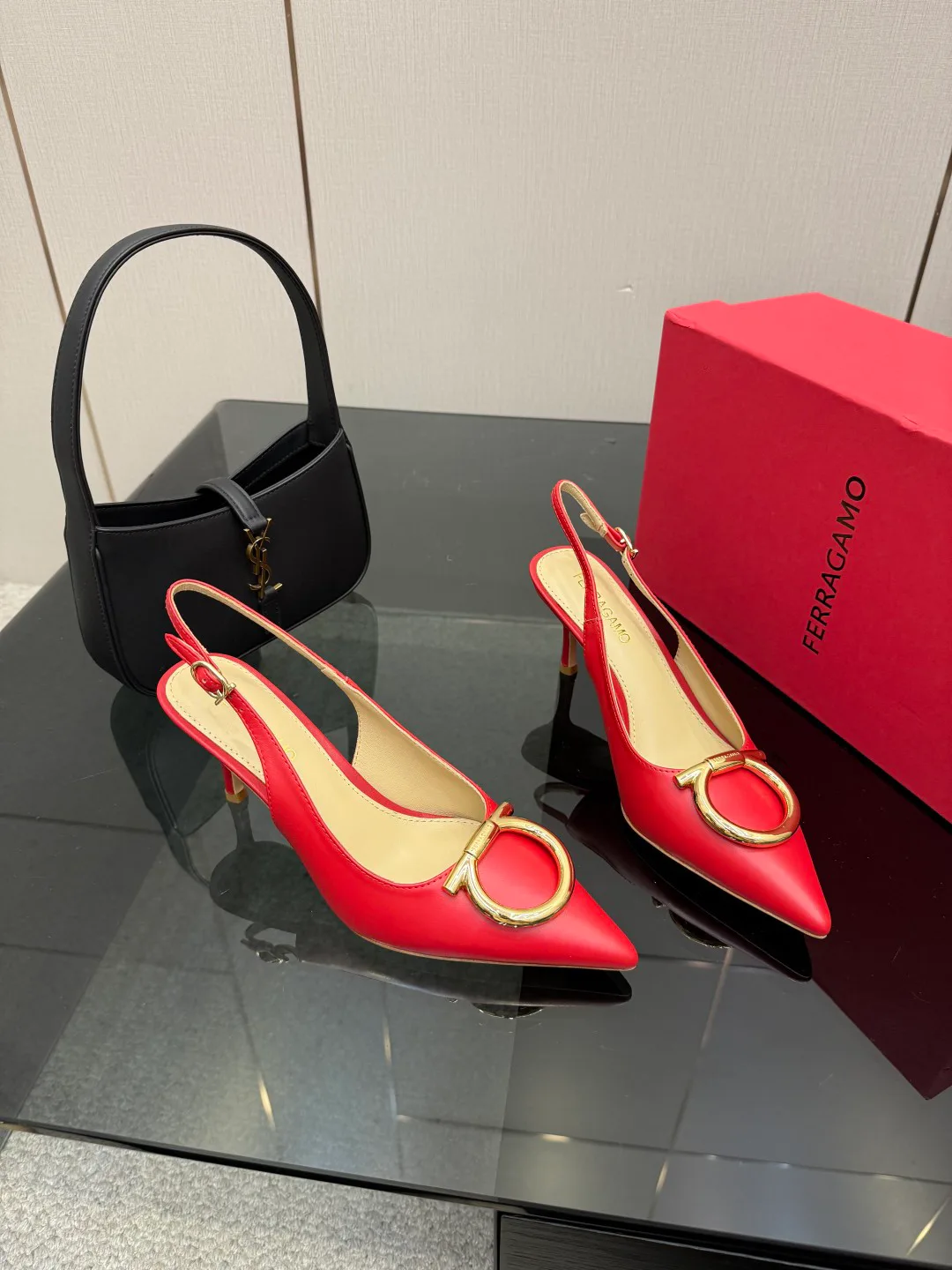 Туфли Женские Salvatore Ferragamo 1498826