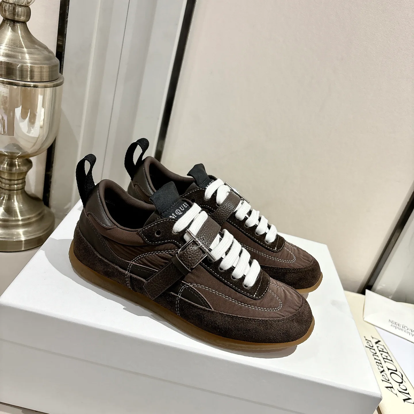 Кроссовки Женские Alexander Mcqueen 8979817
