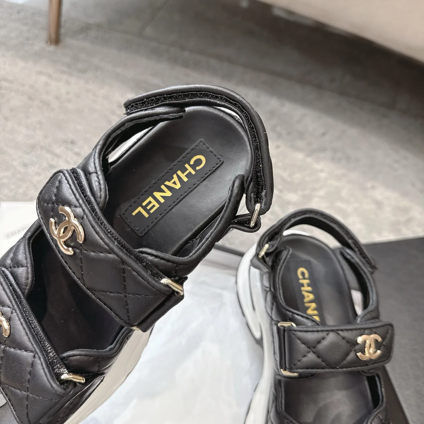 Босоножки Женские Chanel 16954243