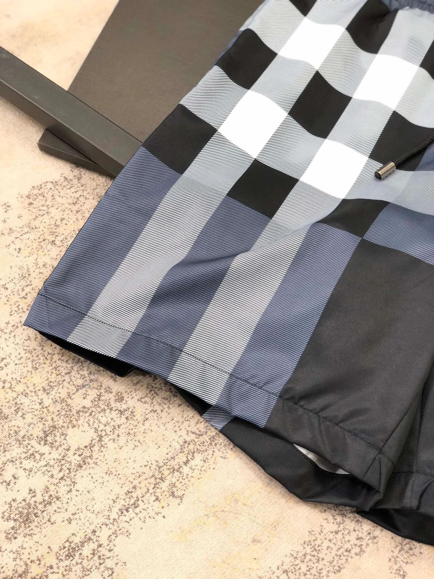 Шорты Мужские Burberry 11213241