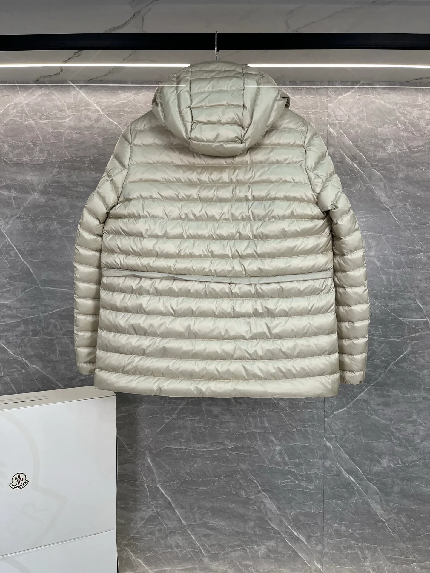 Куртки И Пуховики Женские Moncler 19256645
