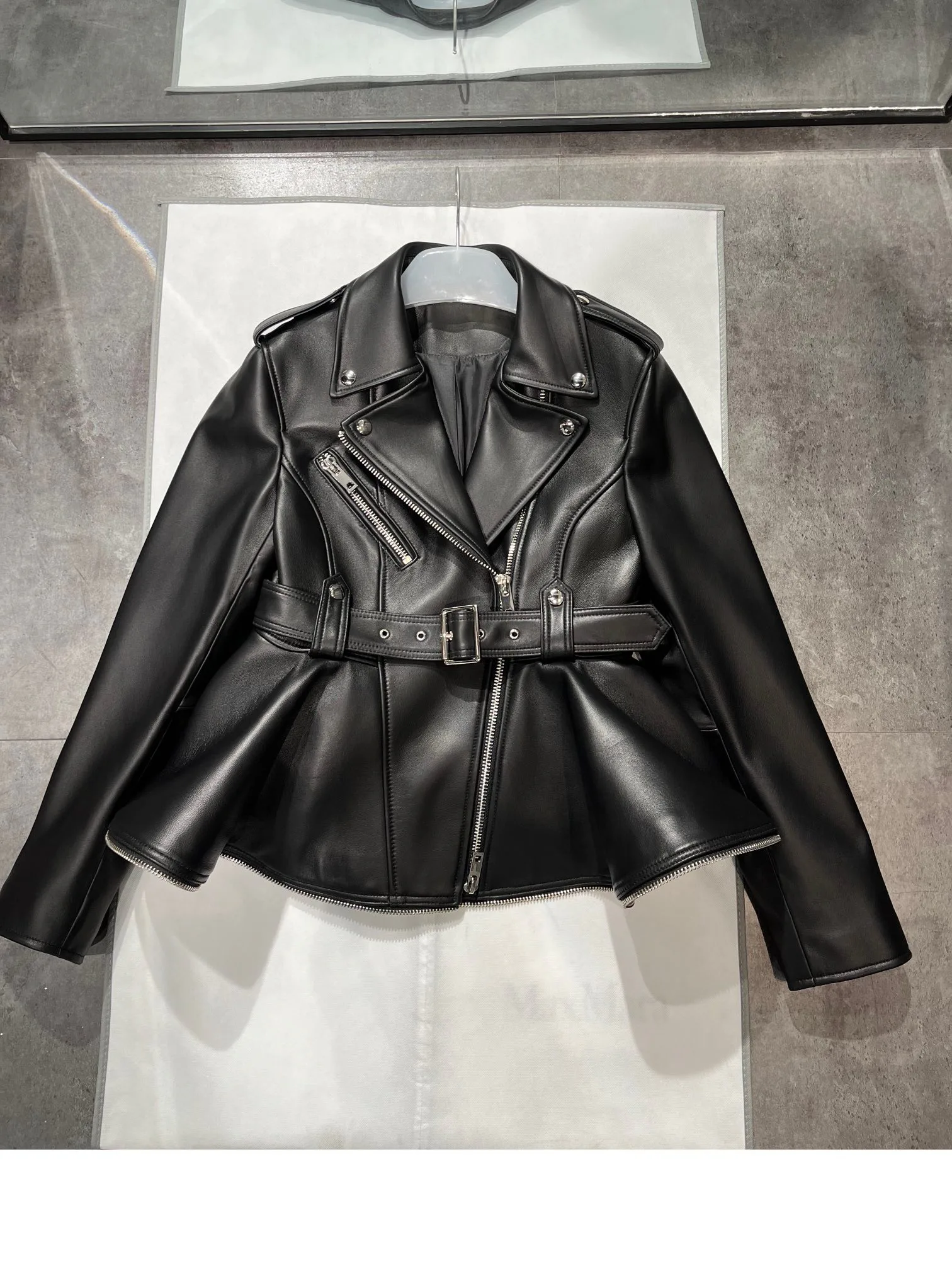 Кожаные Куртки И Дублёнки Женские Alexander Mcqueen 10088541