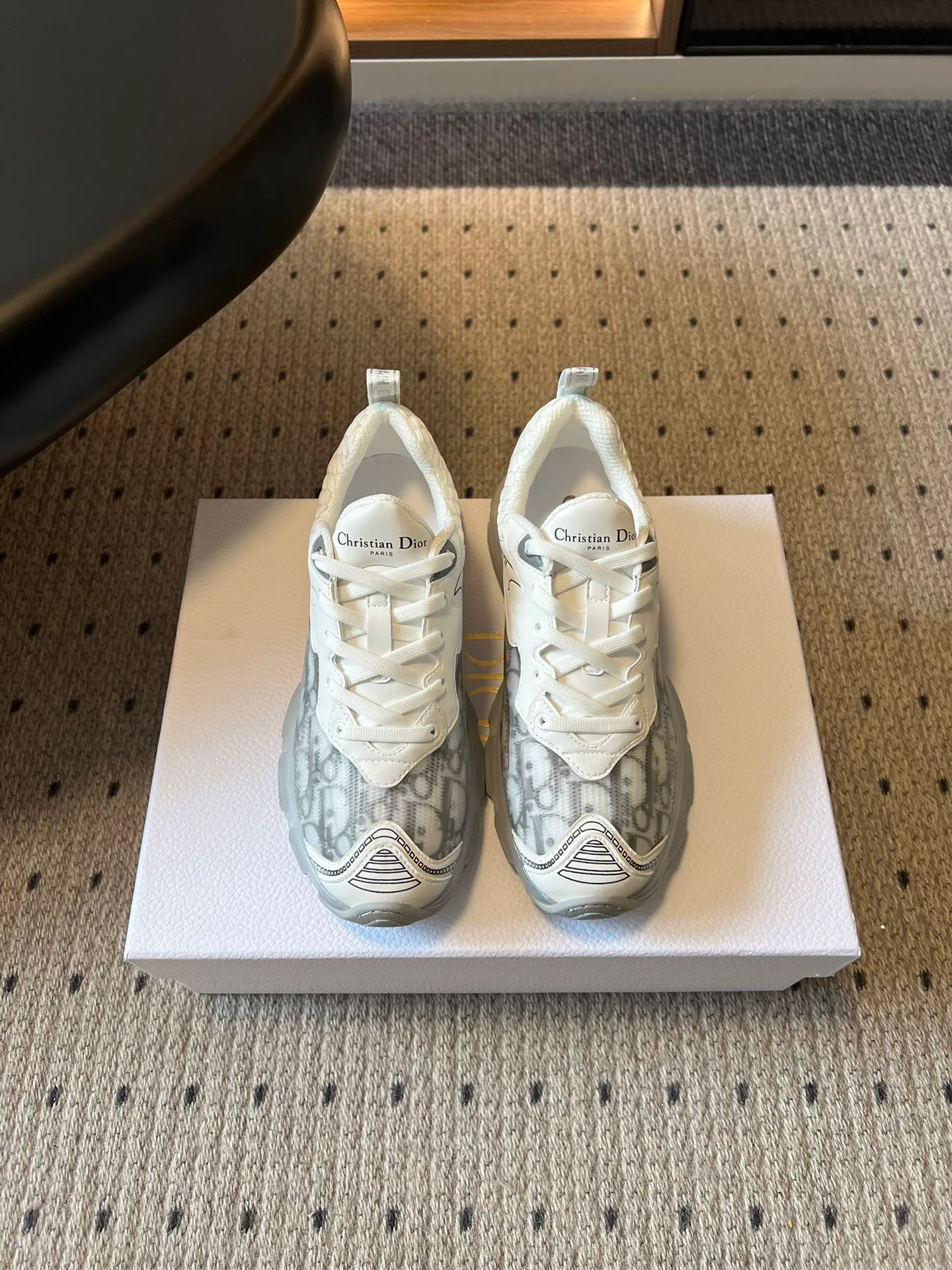 Кроссовки Женские Christian Dior 12833490