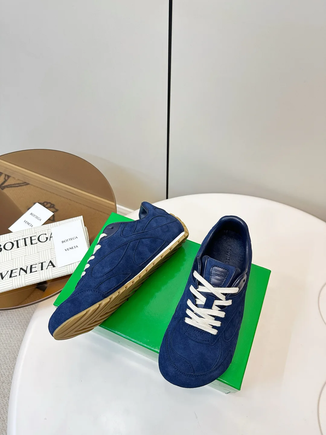 Кроссовки Женские Bottega Veneta 582528