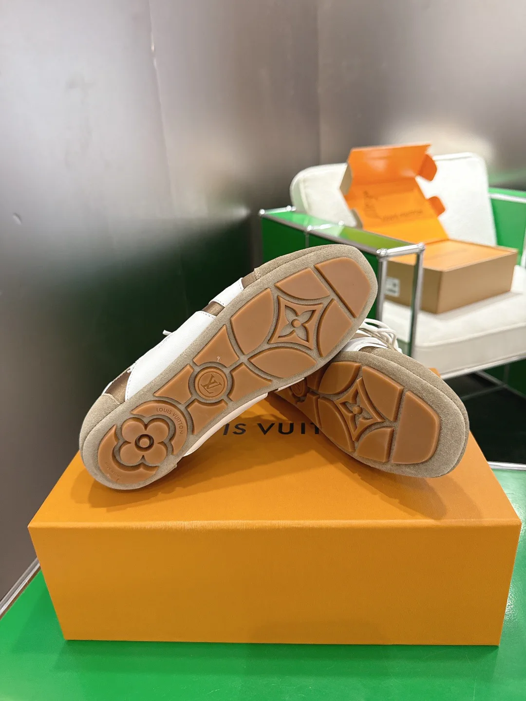 Кроссовки Женские Louis Vuitton 9632232