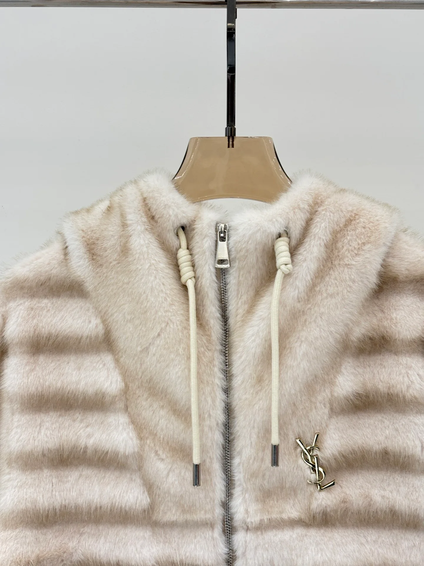 Шубы Женские Saint Laurent 548674