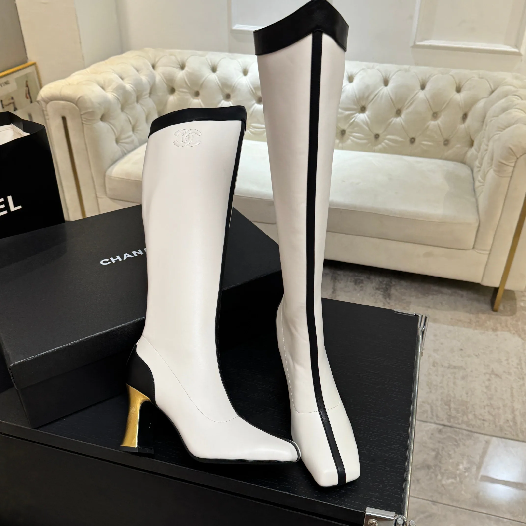 Сапоги Женские Chanel 18154759