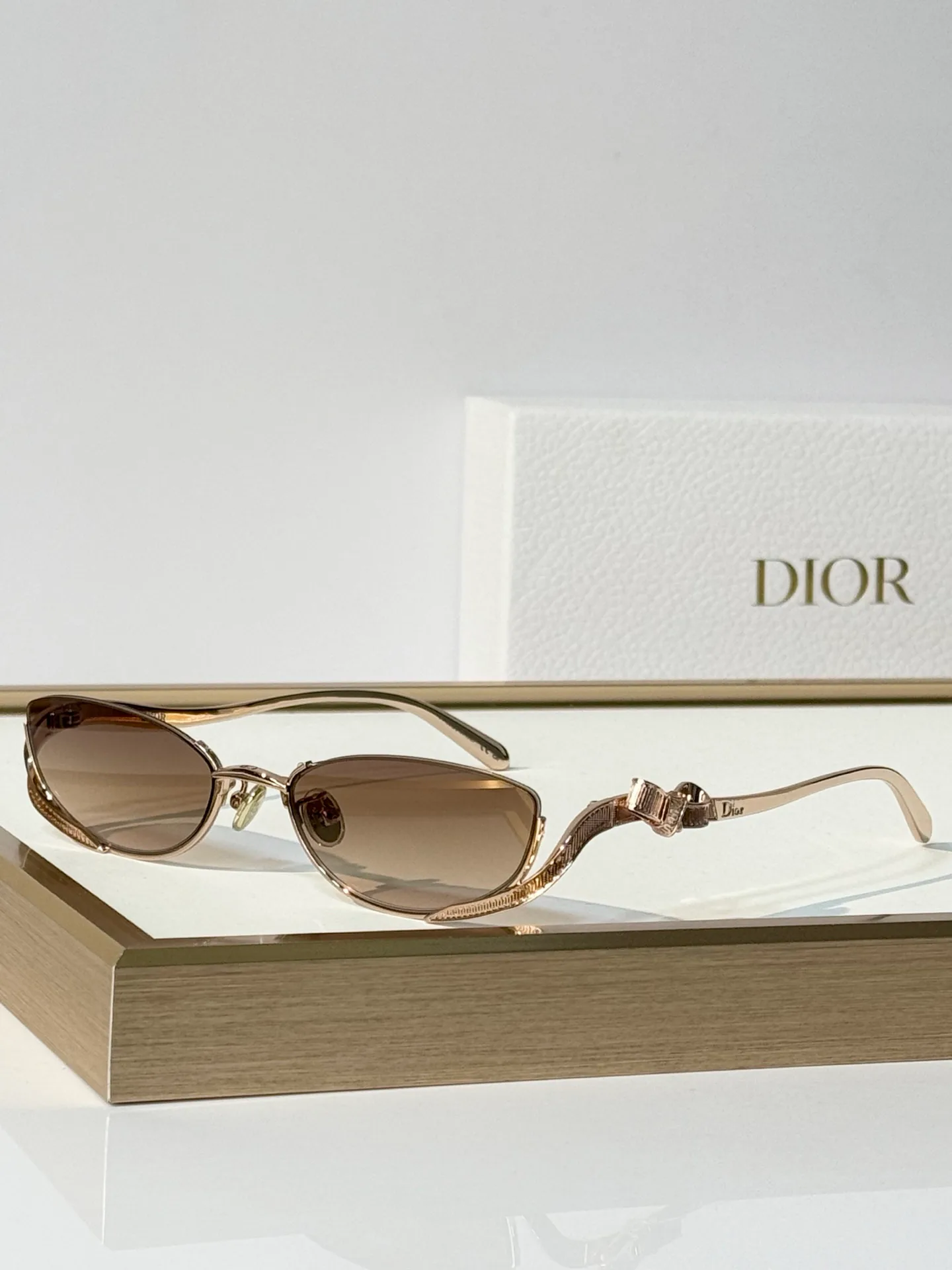 Очки Christian Dior 18117593
