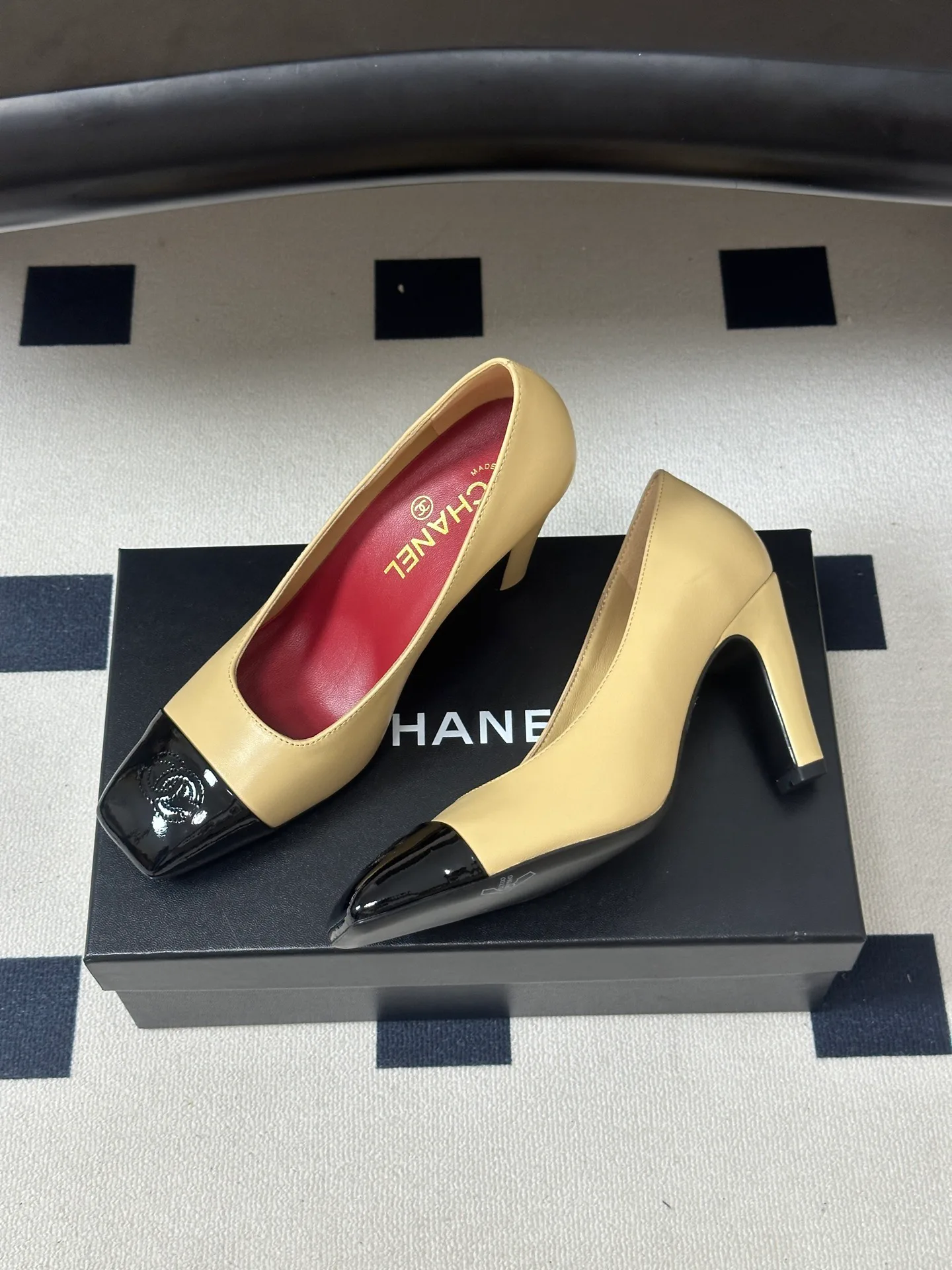 Туфли Женские Chanel 18049720