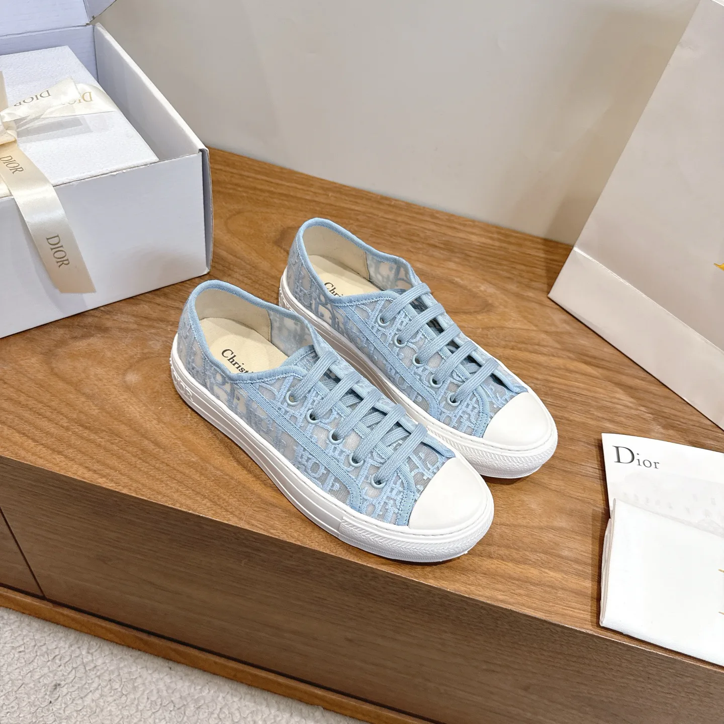 Кроссовки Женские Christian Dior 18083831