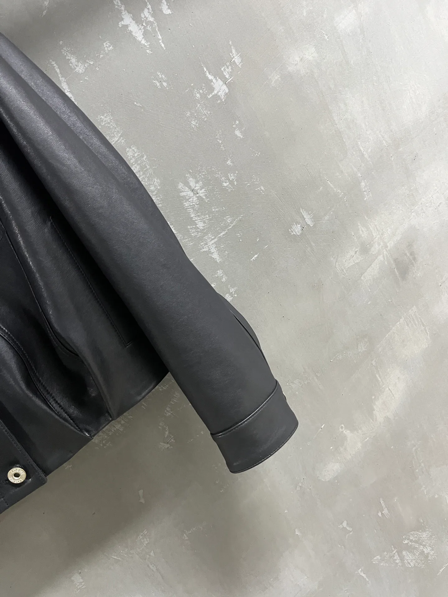 Кожаные Куртки И Дублёнки Женские Loewe 18172899