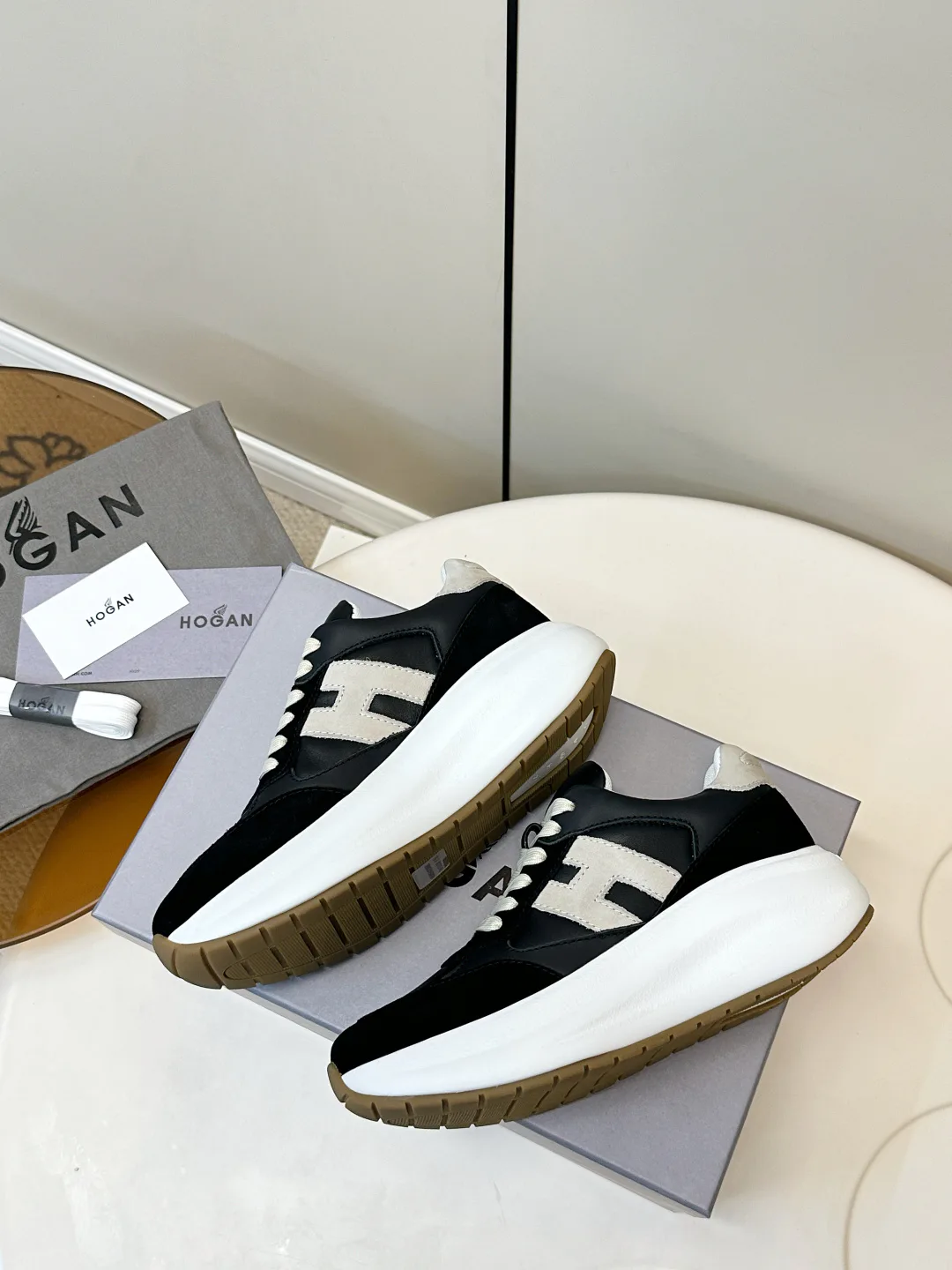 Кроссовки Женские Hogan 12835309