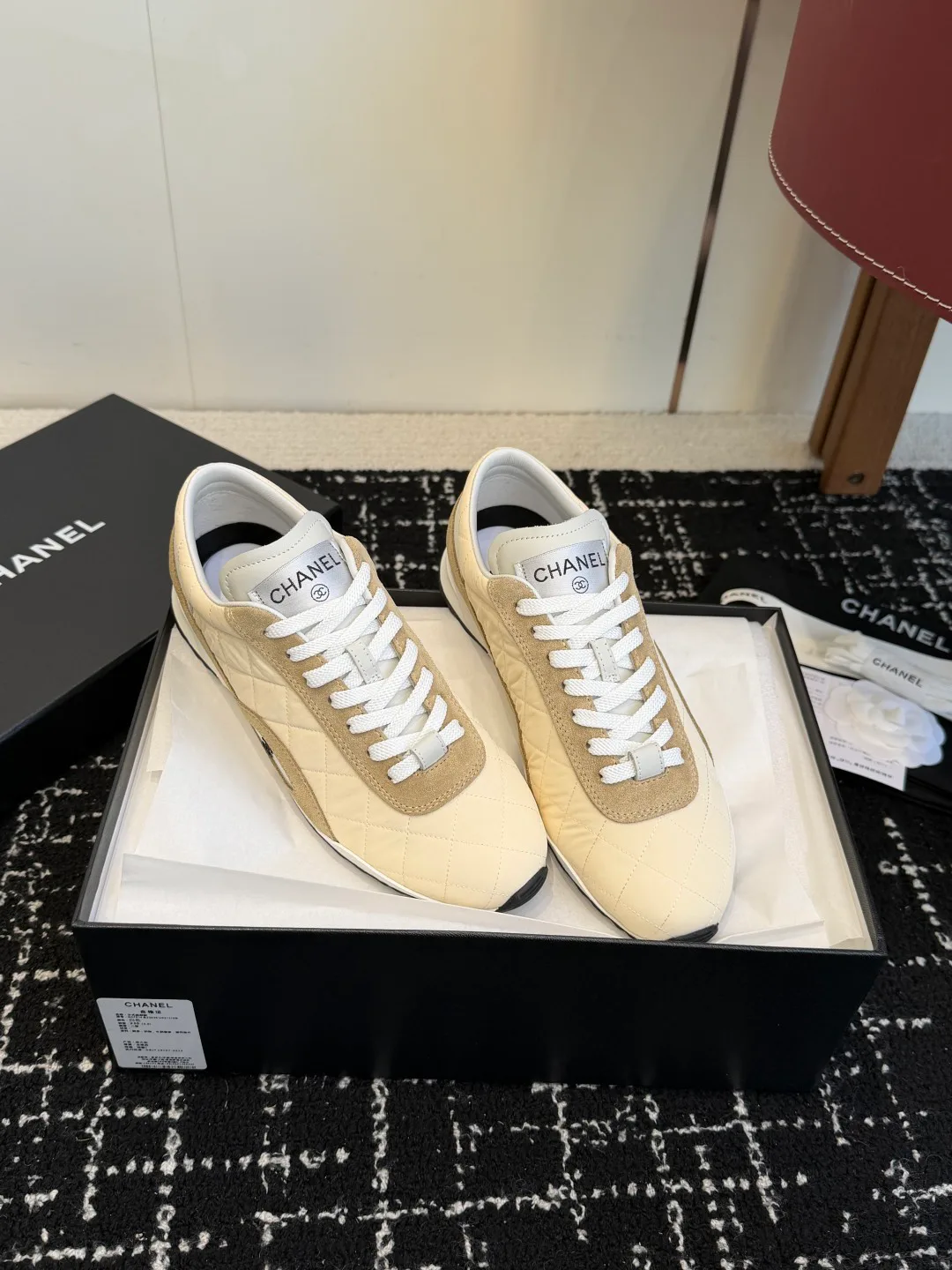 Кроссовки Женские Chanel 11213682