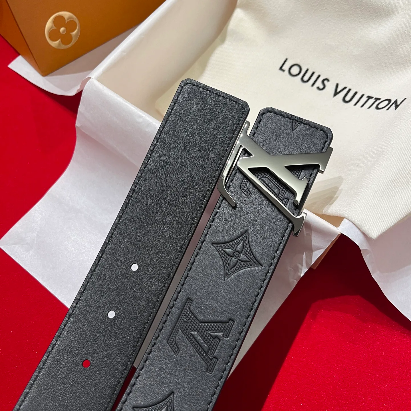 Ремни Louis Vuitton 17645354