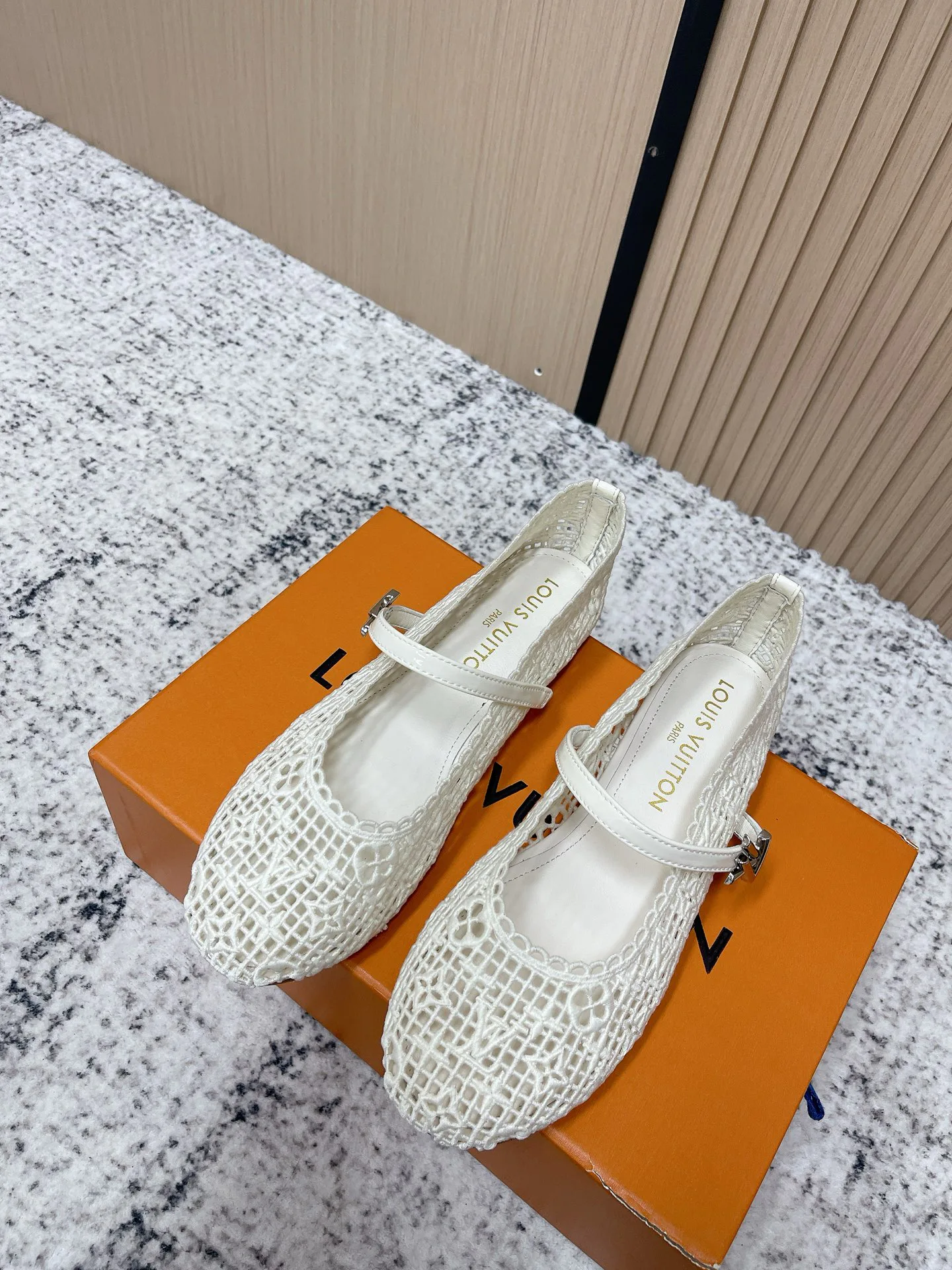 Туфли Женские Louis Vuitton 12958141