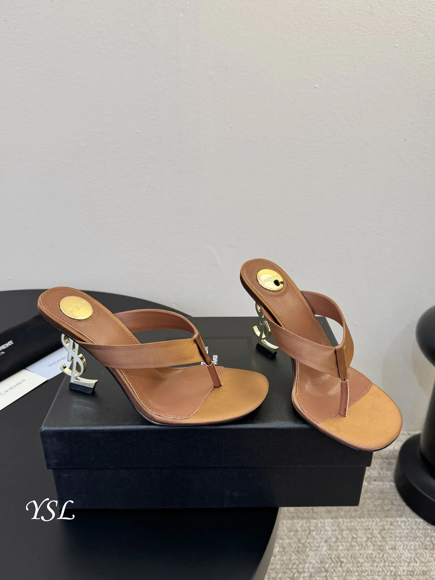 Босоножки Женские Saint Laurent 11648020