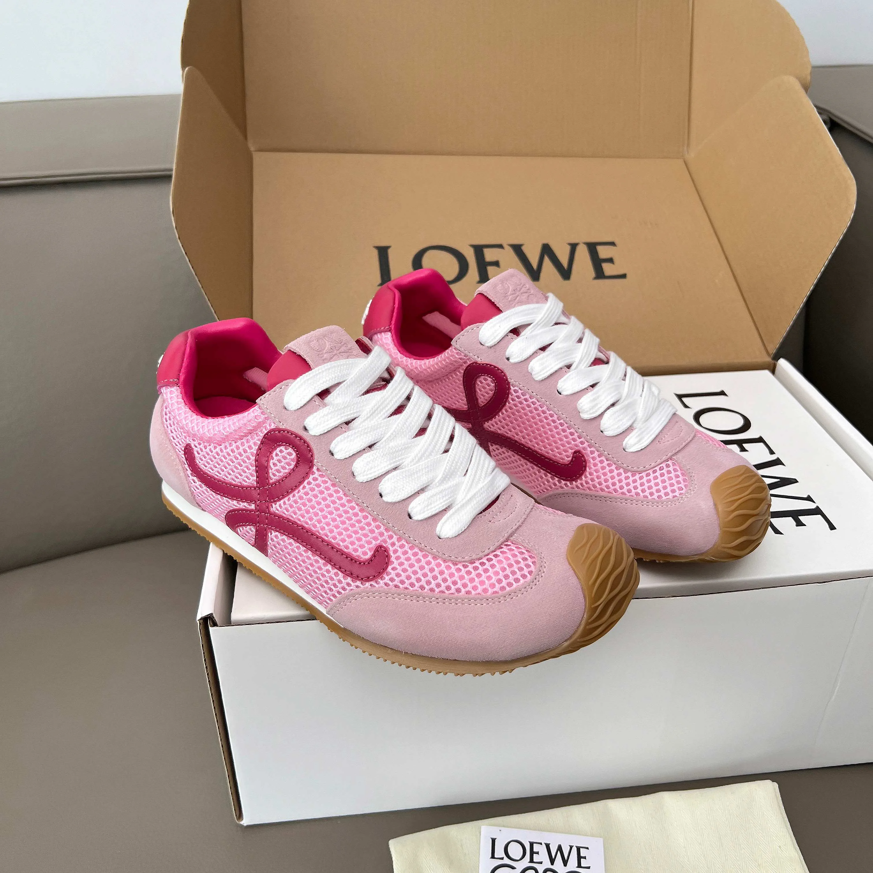 Кроссовки Женские Loewe 18011183