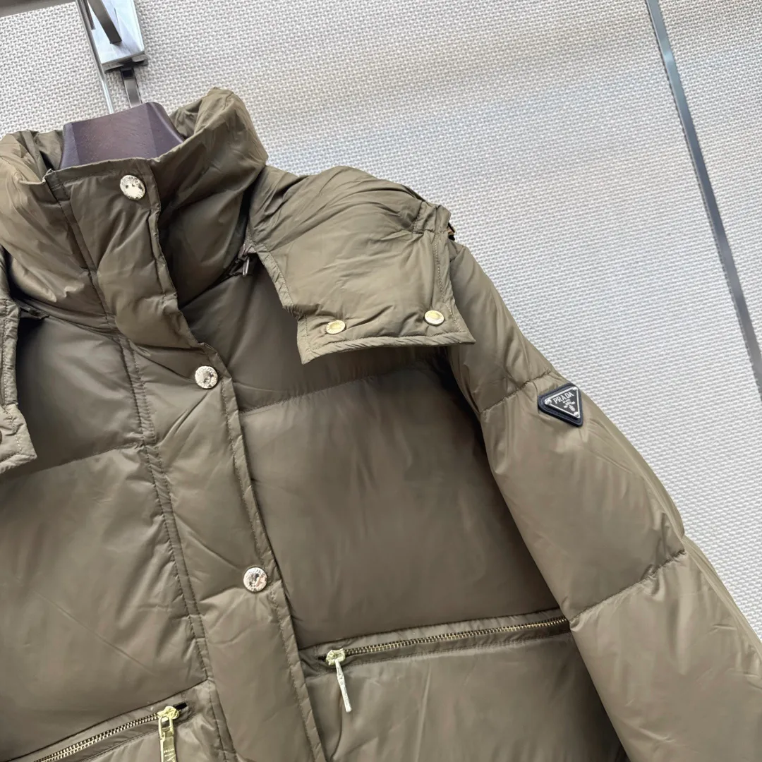 Куртки И Пуховики Женские Prada 18398213