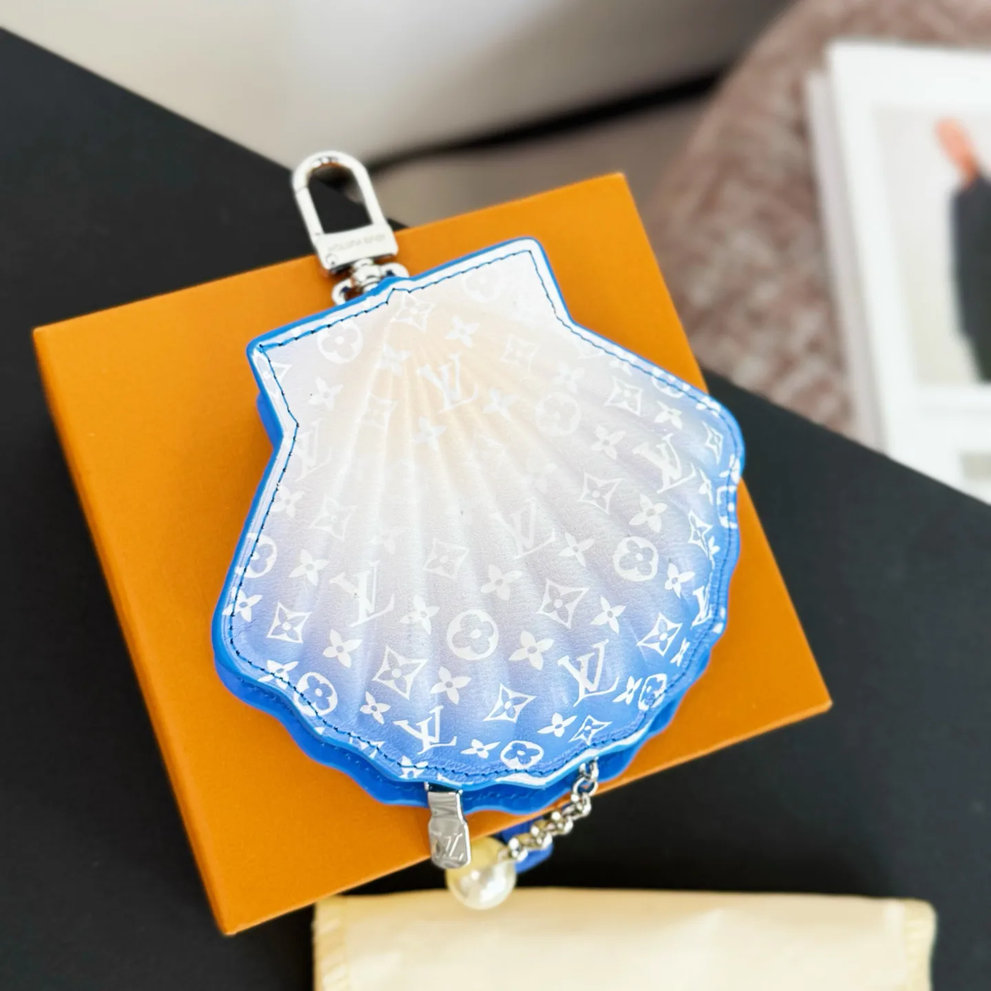 Ключницы Louis Vuitton 376305