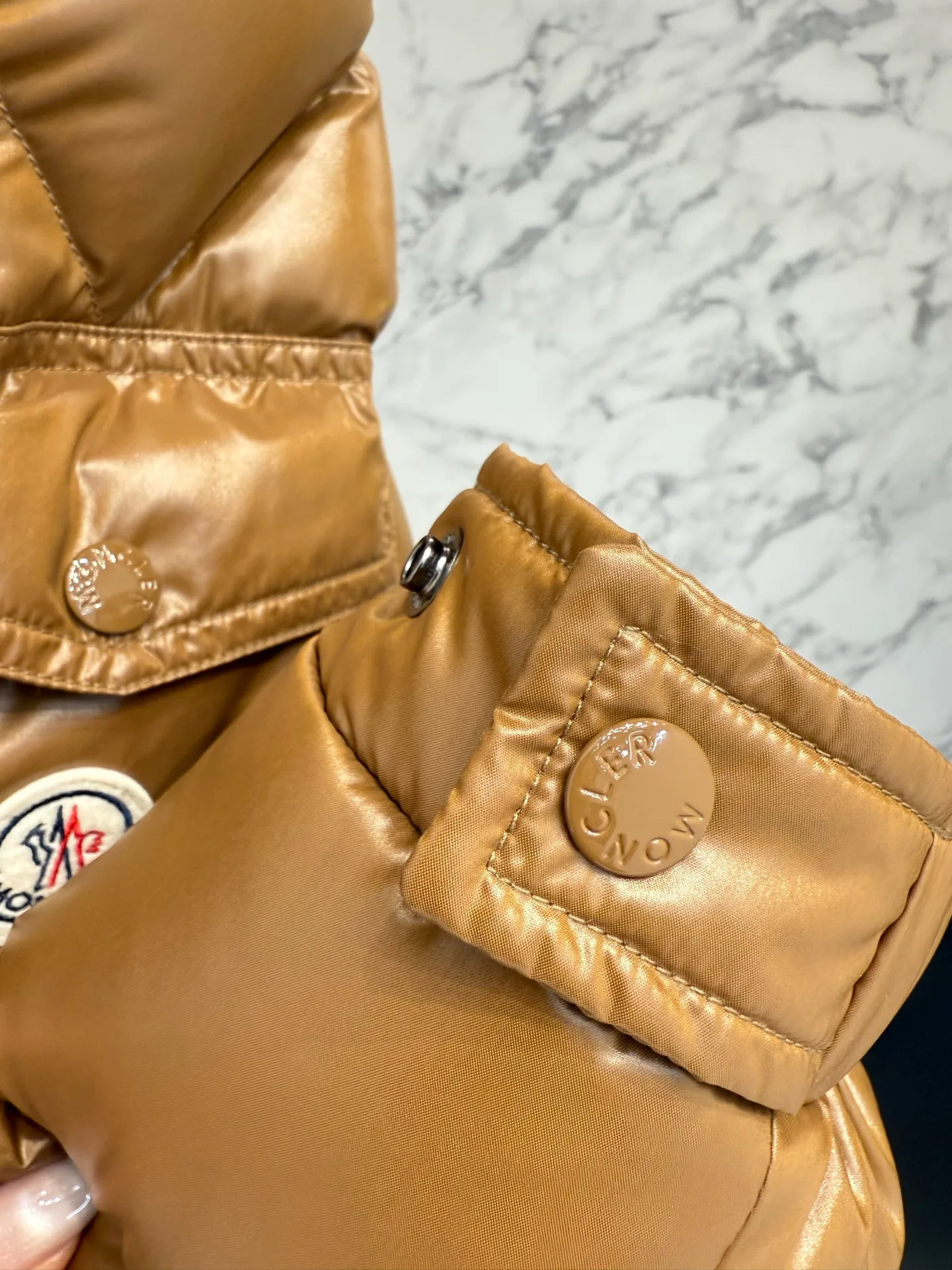 Куртки И Пуховики Мужские Moncler 17919919
