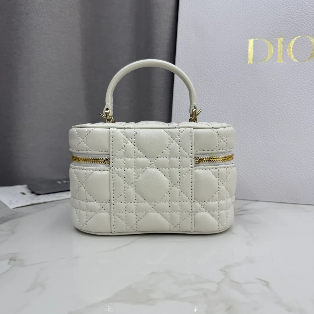 Классические Сумки Женские Christian Dior 11905721