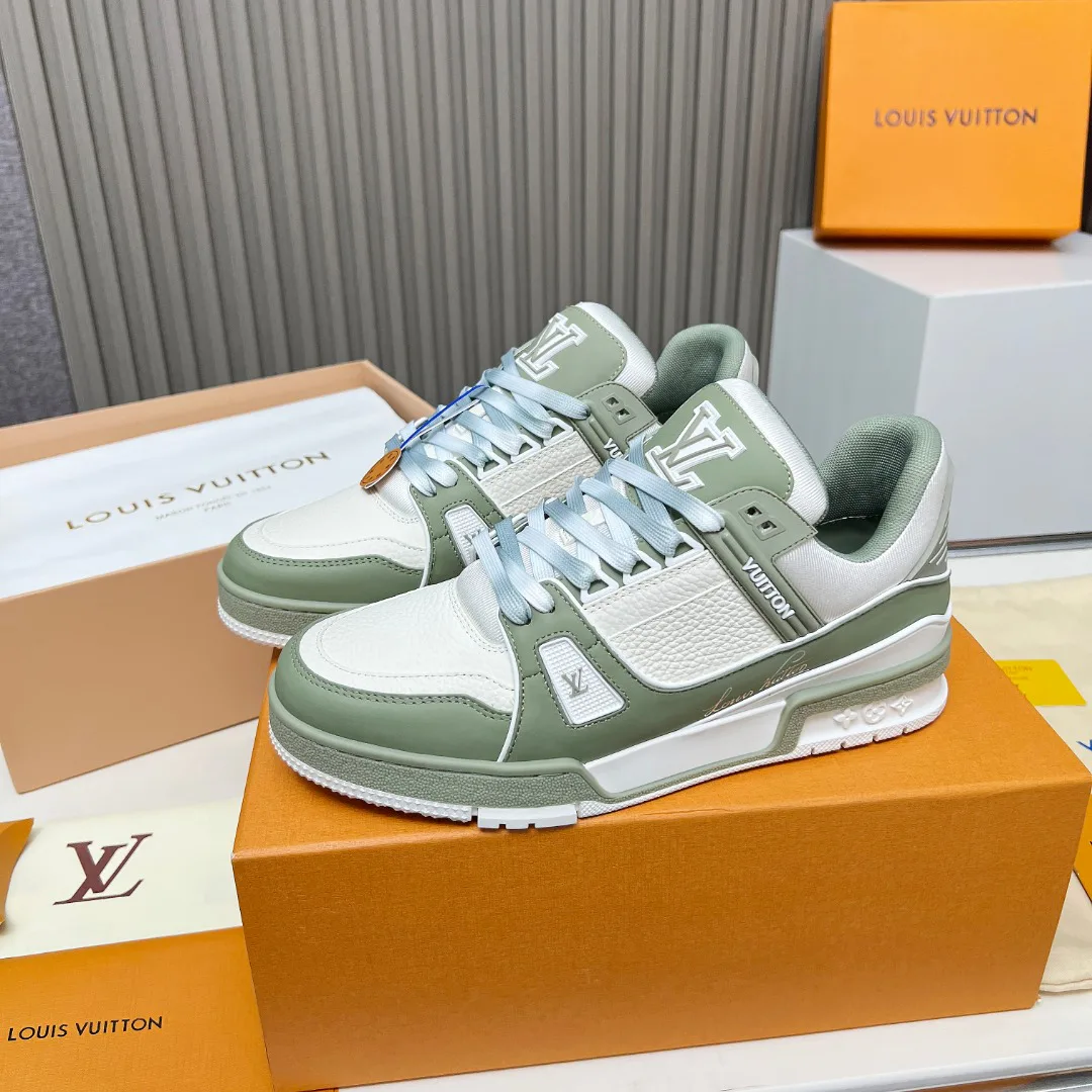 Кроссовки Женские Louis Vuitton 11707351