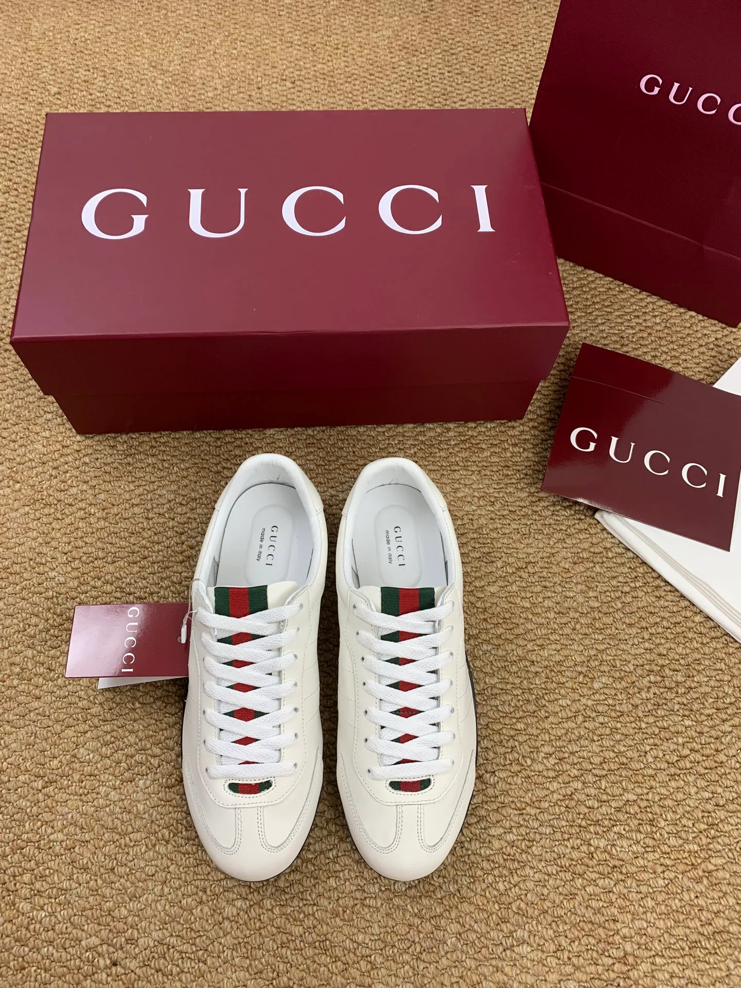 Кроссовки Женские Gucci 10646360
