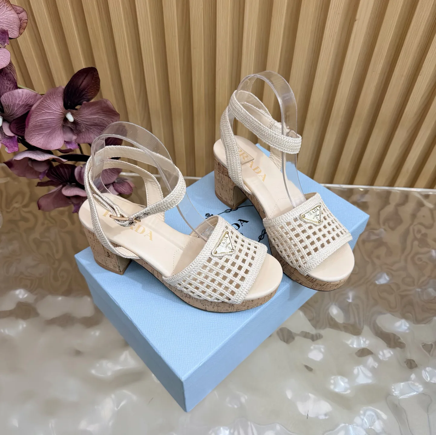 Босоножки Женские Prada 17757715