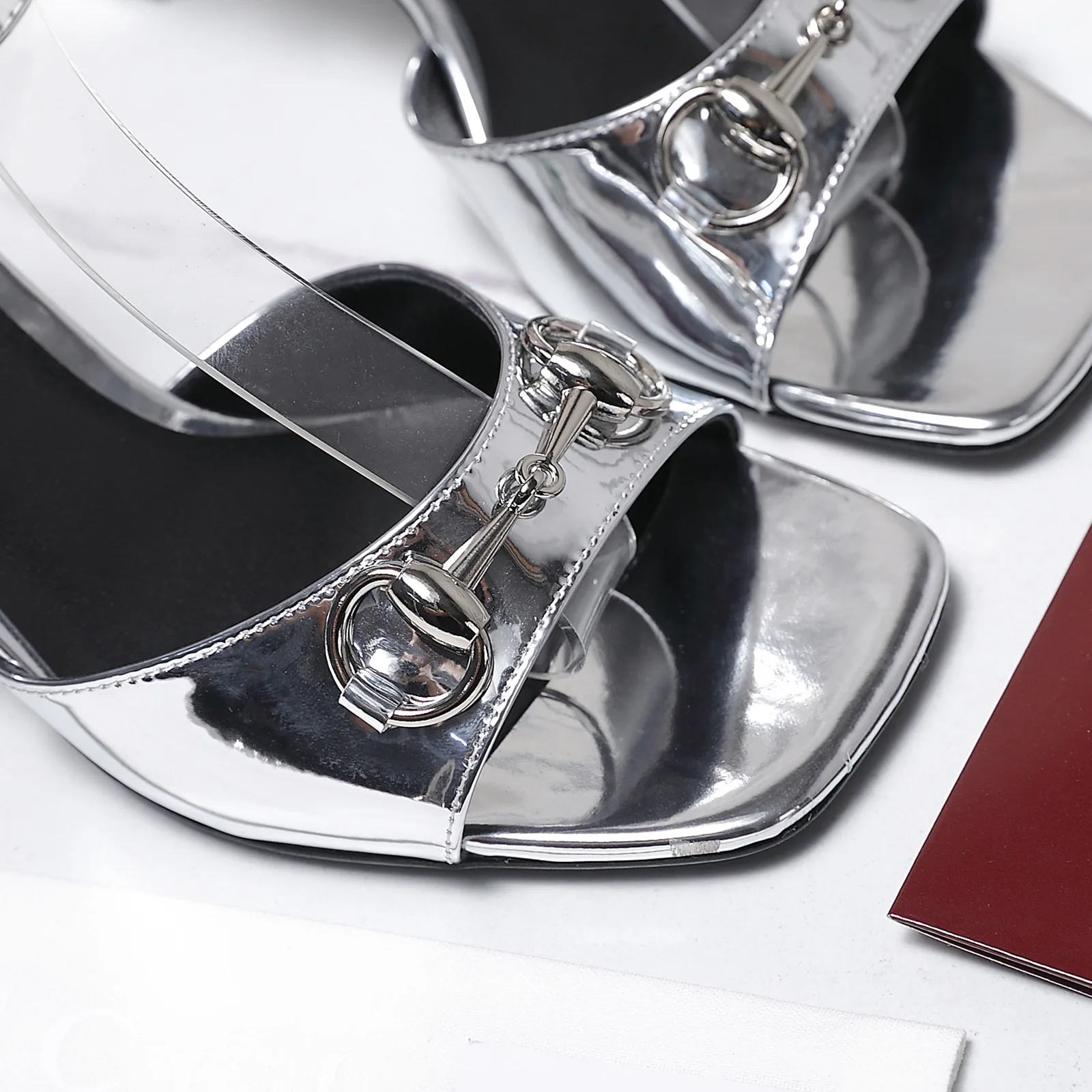 Босоножки Женские Gucci 13542414