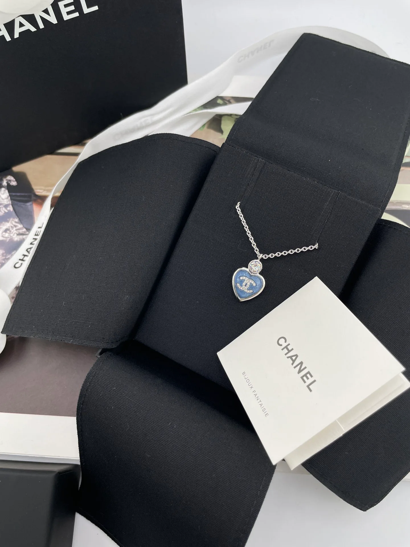 Бижутерия Chanel 27542