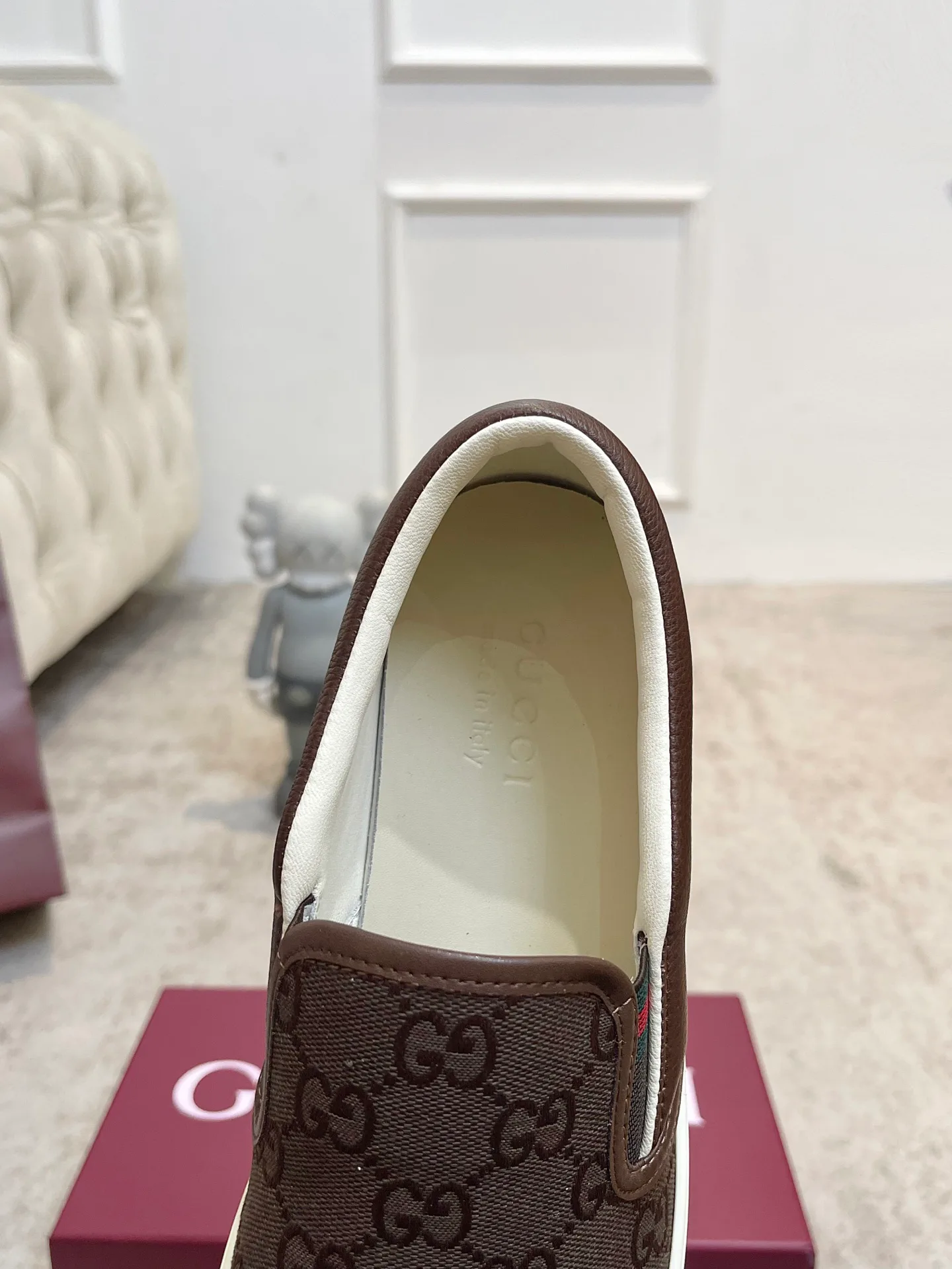 Кроссовки Женские Gucci 18901576