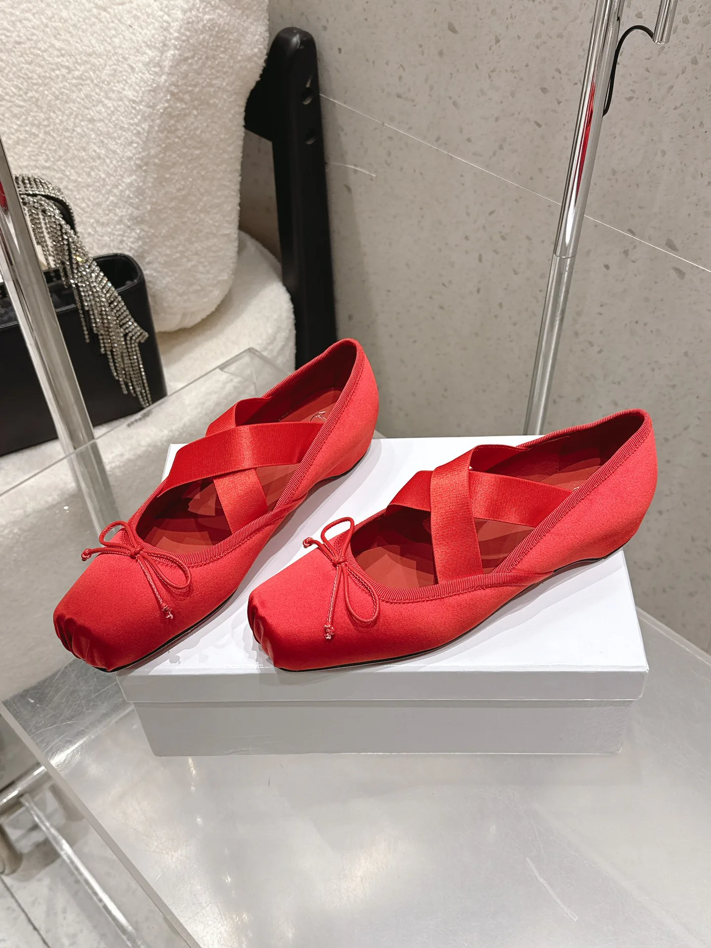 Туфли Женские Christian Louboutin 13078802